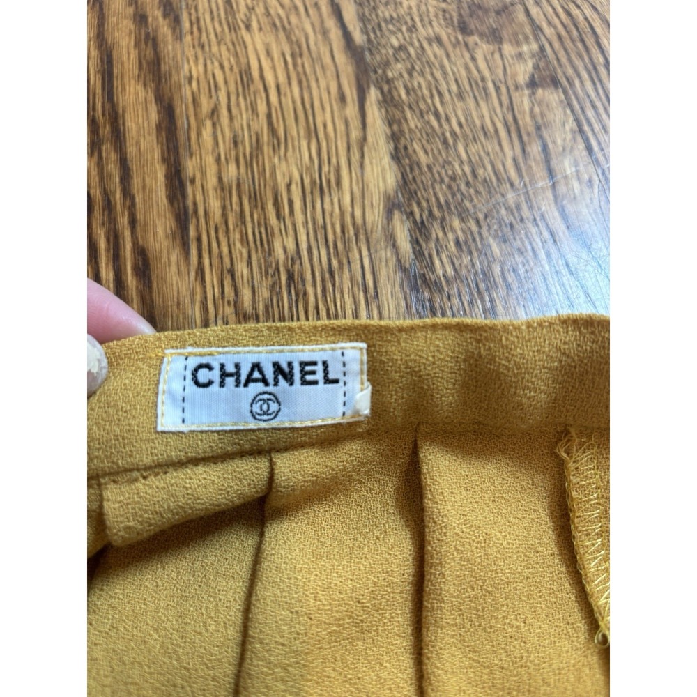 Chanel Vintage Mustard Yellow Pleated Midi Skirt Wool Logo Buttons 26 Classic - Picture 6 of 8
